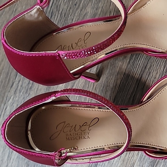 NWT B. Mischka Jewel pink satin crystals ankle strap heel pointy toe shoes 8.5 - Picture 3 of 9
